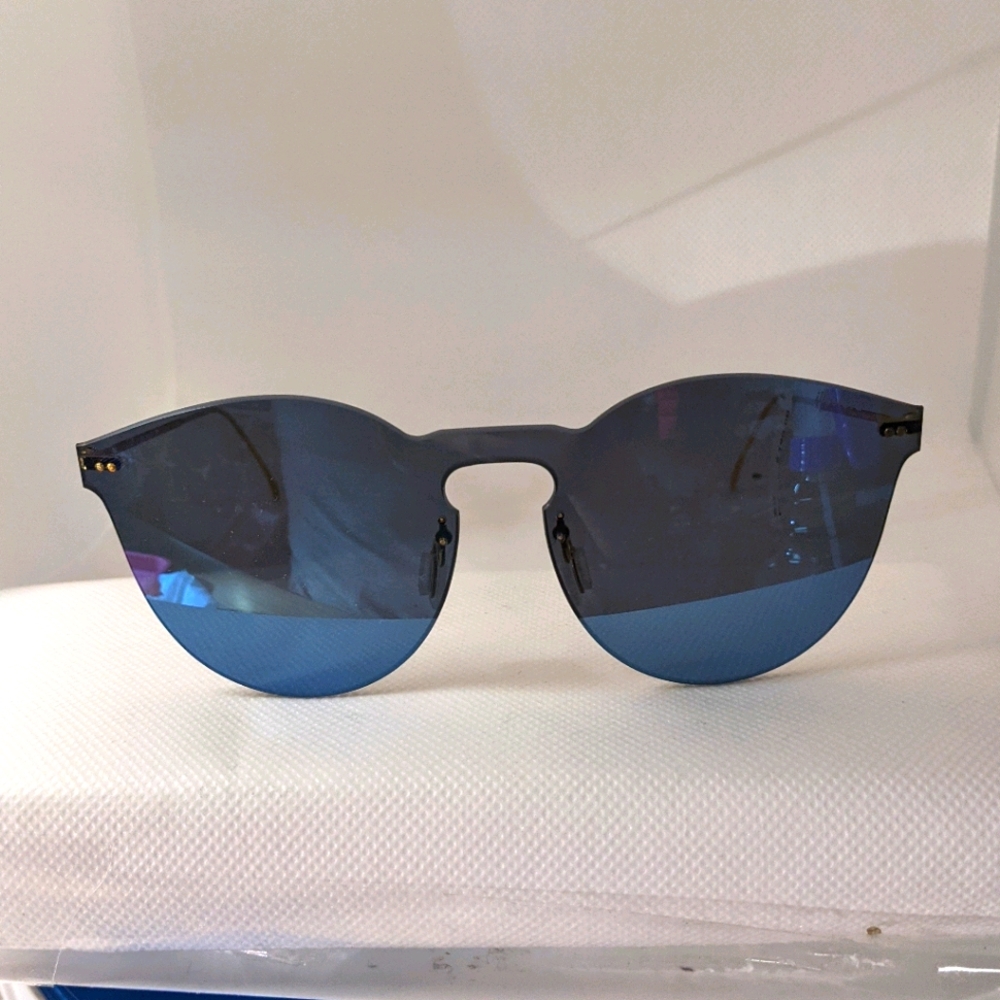 Illesteva sunglasses